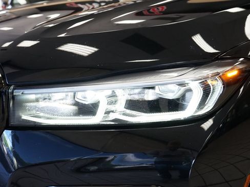 Used 2022 BMW 750i xDrive w/ Executive Package AWD/4WD image 25