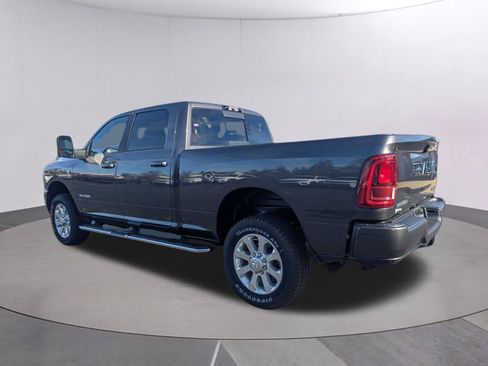 New 2026 RAM 2500 Laramie w/ Sport Appearance Package AWD/4WD image 3