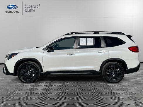Certified 2025 Subaru Ascent Onyx Edition image 8