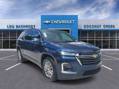Used 2022 Chevrolet Traverse LT