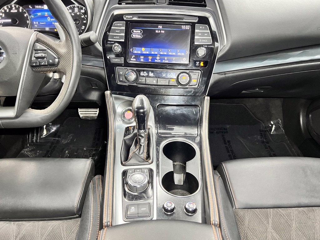 Used 2022 Nissan Maxima SR w/ Sport Mat Group FWD image 14