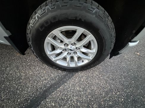 Used 2021 Chevrolet Silverado 1500 RST image 27