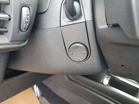 New 2026 Lincoln Corsair Premiere image 15