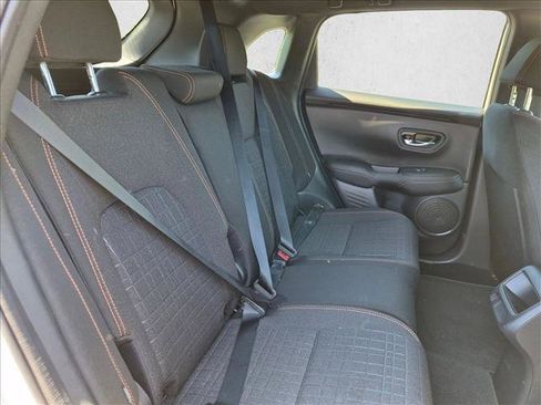 Used 2024 Honda HR-V Sport image 17