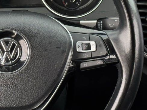 Used 2018 Volkswagen Atlas SE image 16