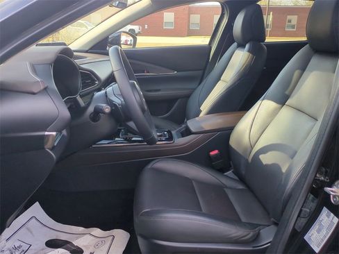 Certified 2025 MAZDA CX-30 AWD 2.5 S w/ Premium Package image 23