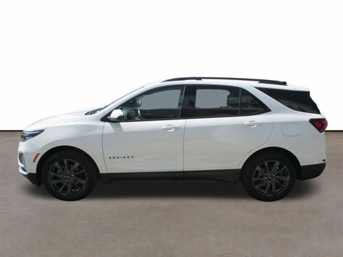 Used 2024 Chevrolet Equinox RS w/ LPO, Floor Liner Package FWD image 6