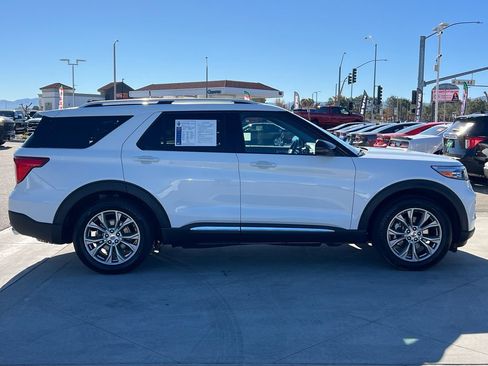 Used 2023 Ford Explorer Limited w/ Equipment Group 301A image 7