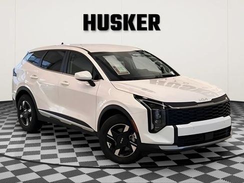 Used 2026 Kia Sportage LX AWD/4WD image 1