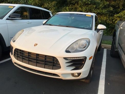 Used 2016 Porsche Macan S AWD/4WD image 10