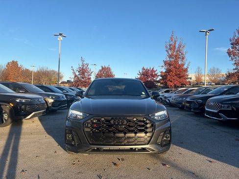 Used 2021 Audi SQ5 Premium Plus w/ Premium Plus Package image 2