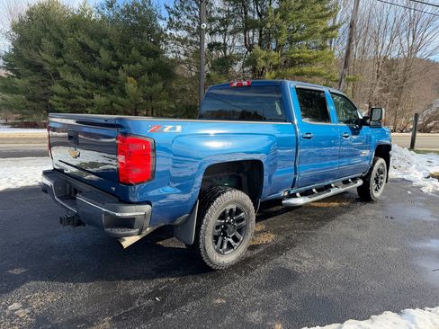 Used 2018 Chevrolet Silverado 2500 LT w/ All Star Edition image 5