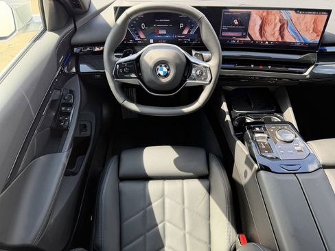 Used 2026 BMW 530i RWD image 13