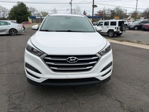 Used 2018 Hyundai Tucson SEL FWD image 3