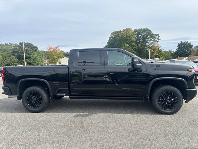 New 2026 Chevrolet Silverado 2500 High Country w/ High Country Premium Package AWD/4WD image 6