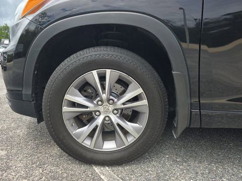 Used 2015 Toyota Highlander XLE AWD/4WD image 5