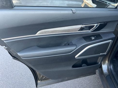 Certified 2022 Kia Telluride EX w/ EX Premium Package image 12