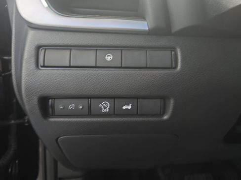 Used 2026 Nissan Rogue Dark Armor FWD image 26