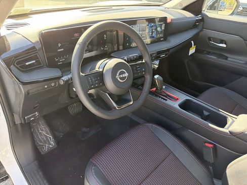 New 2026 Nissan Kicks SR FWD image 20