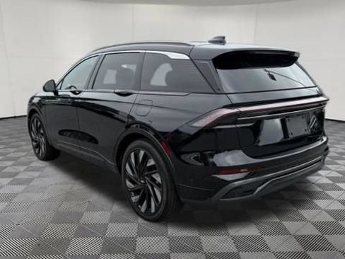 Used 2024 Lincoln Nautilus Black Label w/ Jet Appearance Package (87T) AWD/4WD image 3