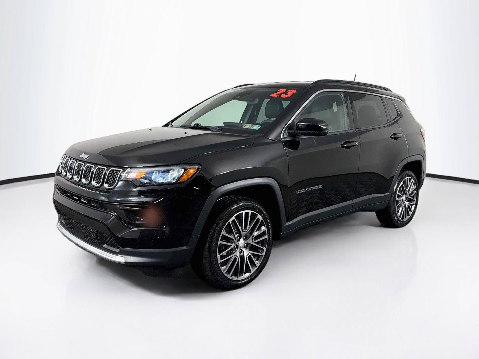 Used 2023 Jeep Compass Limited w/ Elite Group AWD/4WD image 7