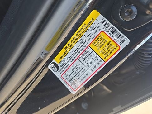 Used 2023 Ford F150 XLT w/ Equipment Group 302A High image 9