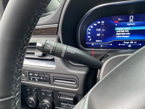 Used 2023 Chevrolet Tahoe LT w/ Luxury Package image 22