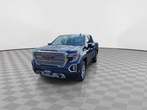 Used 2020 GMC Sierra 1500 Denali w/ Technology Package AWD/4WD image 3