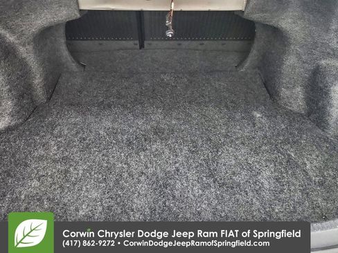 Used 2016 Toyota Camry SE image 31