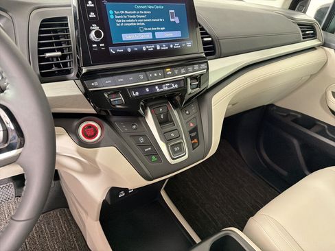 New 2026 Honda Odyssey EX-L image 25