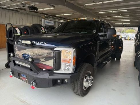 Used 2024 Ford F350 XL image 28