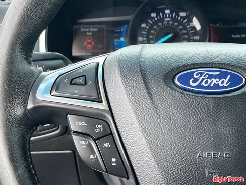 Used 2019 Ford Edge Titanium w/ Equipment Group 301A FWD image 22