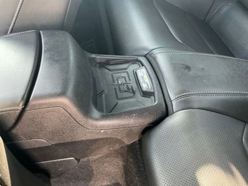 Used 2017 Chevrolet Camaro SS image 33