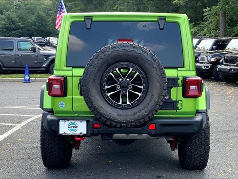 Certified 2025 Jeep Wrangler Unlimited Rubicon AWD/4WD image 4