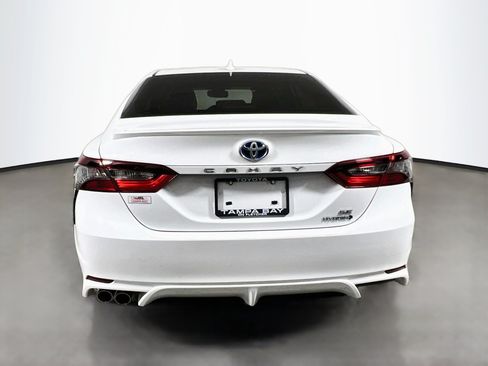 Used 2022 Toyota Camry SE w/ Audio Upgrade Package FWD image 6