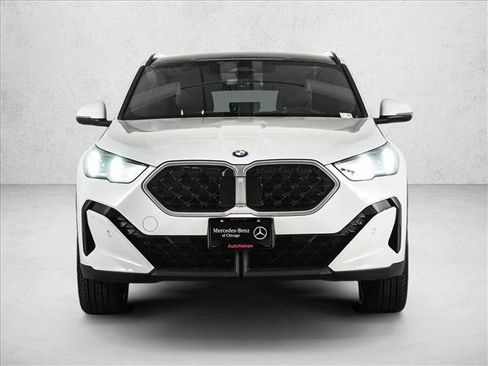 Used 2024 BMW X2 xDrive28i w/ Convenience Package AWD/4WD image 2