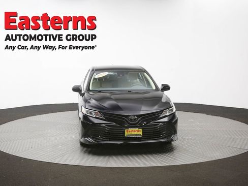 Used 2019 Toyota Camry LE FWD image 53