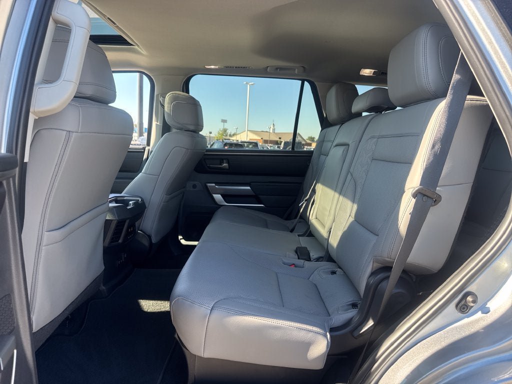 Used 2024 Toyota Sequoia SR5 w/ SR5 Premium Package AWD/4WD image 14