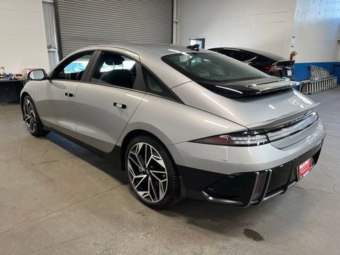 Used 2025 Hyundai Ioniq 6 SEL RWD image 5