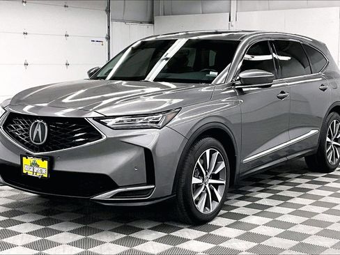 Used 2025 Acura MDX FWD w/ Technology Package image 12