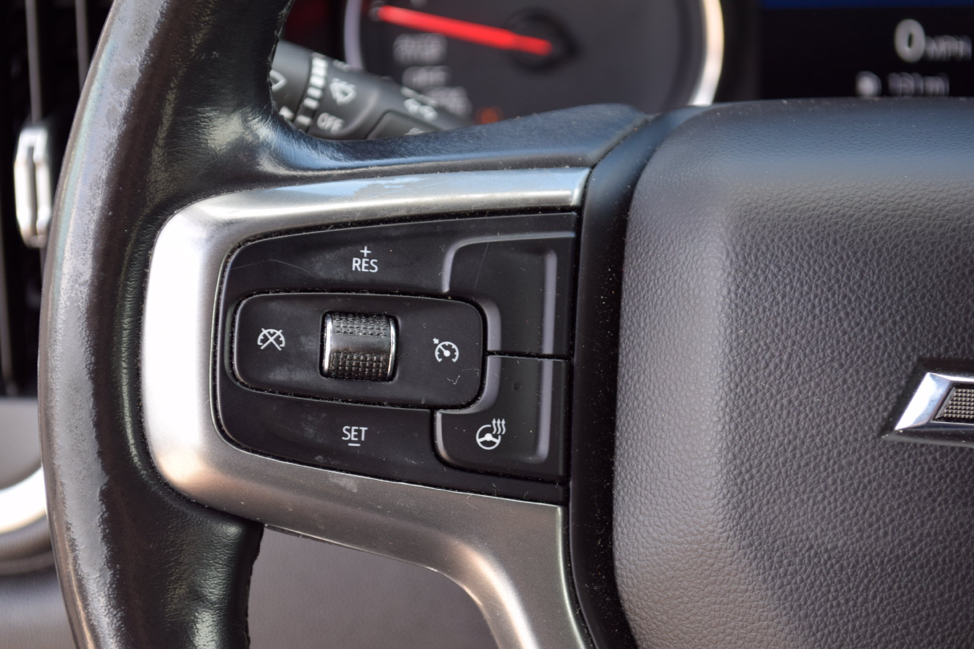 Used 2021 Chevrolet Silverado 1500 RST w/ Safety Package AWD/4WD image 8