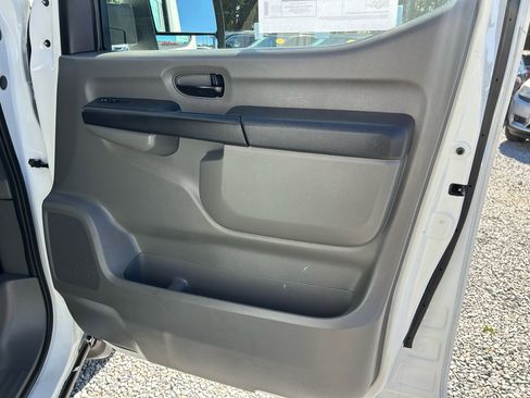 Used 2020 Nissan NV 2500 S image 14