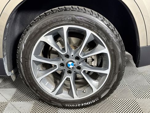 Used 2018 BMW X5 xDrive40e AWD/4WD image 36