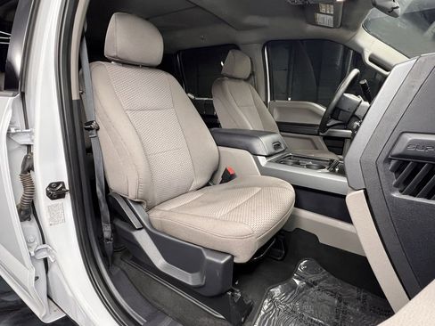 Used 2022 Ford F250 XLT w/ XLT Premium Package image 4