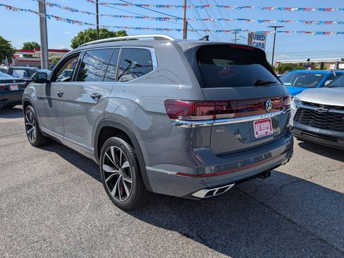 Used 2026 Volkswagen Atlas SEL Premium R-Line AWD/4WD image 5