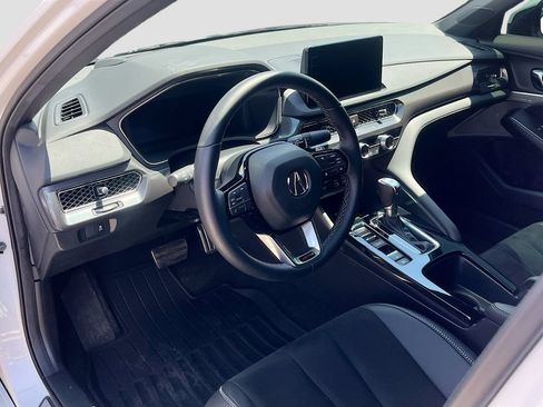Used 2025 Acura Integra A-Spec FWD image 9