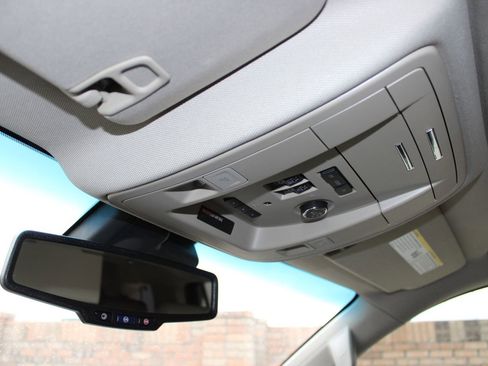 Used 2019 GMC Yukon SLT w/ Premium Edition image 31