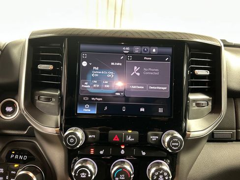 New 2026 RAM 1500 4x4 Crew Cab image 15