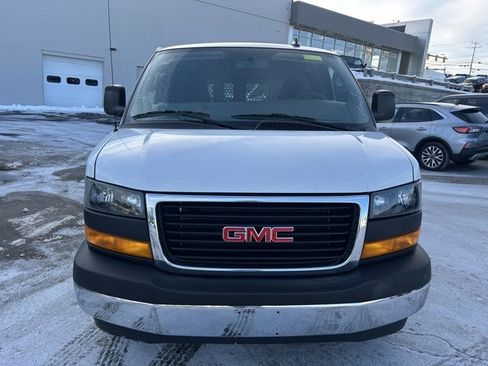Used 2024 GMC Savana 2500 w/ Driver Convenience Package image 8