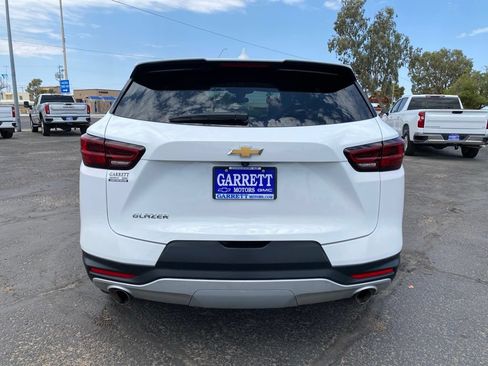 Used 2025 Chevrolet Blazer LT FWD image 18